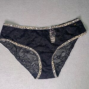 Victoria’s Secret Very Sexy Lace Panty Leopard Trim Panties New with Tags